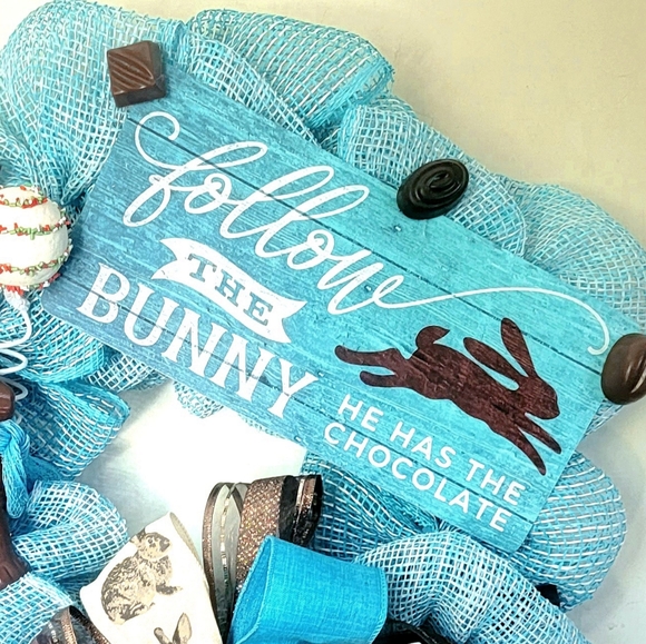 Easter Bunny Wreath Faux Chocolate Rabbit - Picture 2 of 9